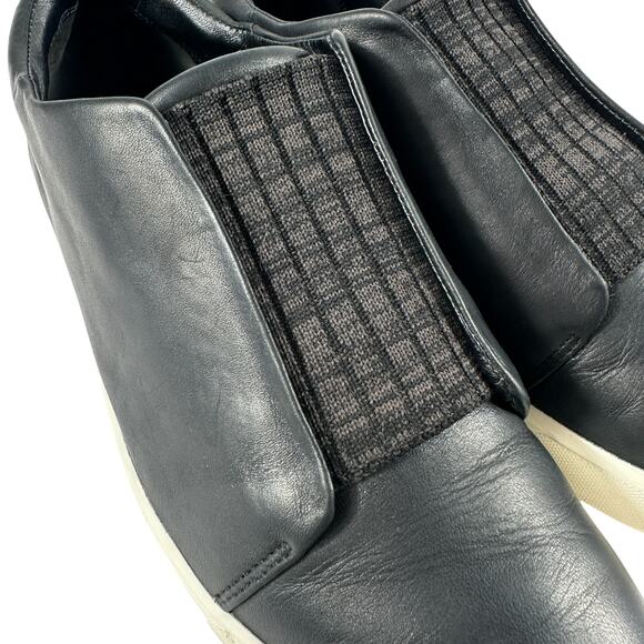 VINCE. Black Leather Cantera Sneakers Slip On Flat Minimalist Modern Women Sz 9M - Picture 10 of 15